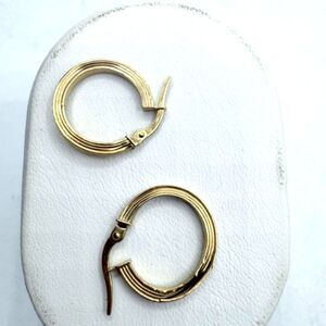 10k Yellow Gold Hoop Earrings Italy 1.16g